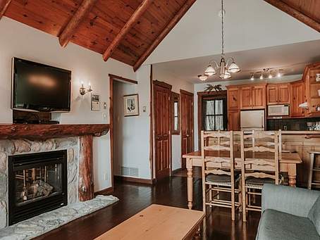 Chalets & Golf Royal Laurentien, Mont-Tremblant, Laurentides